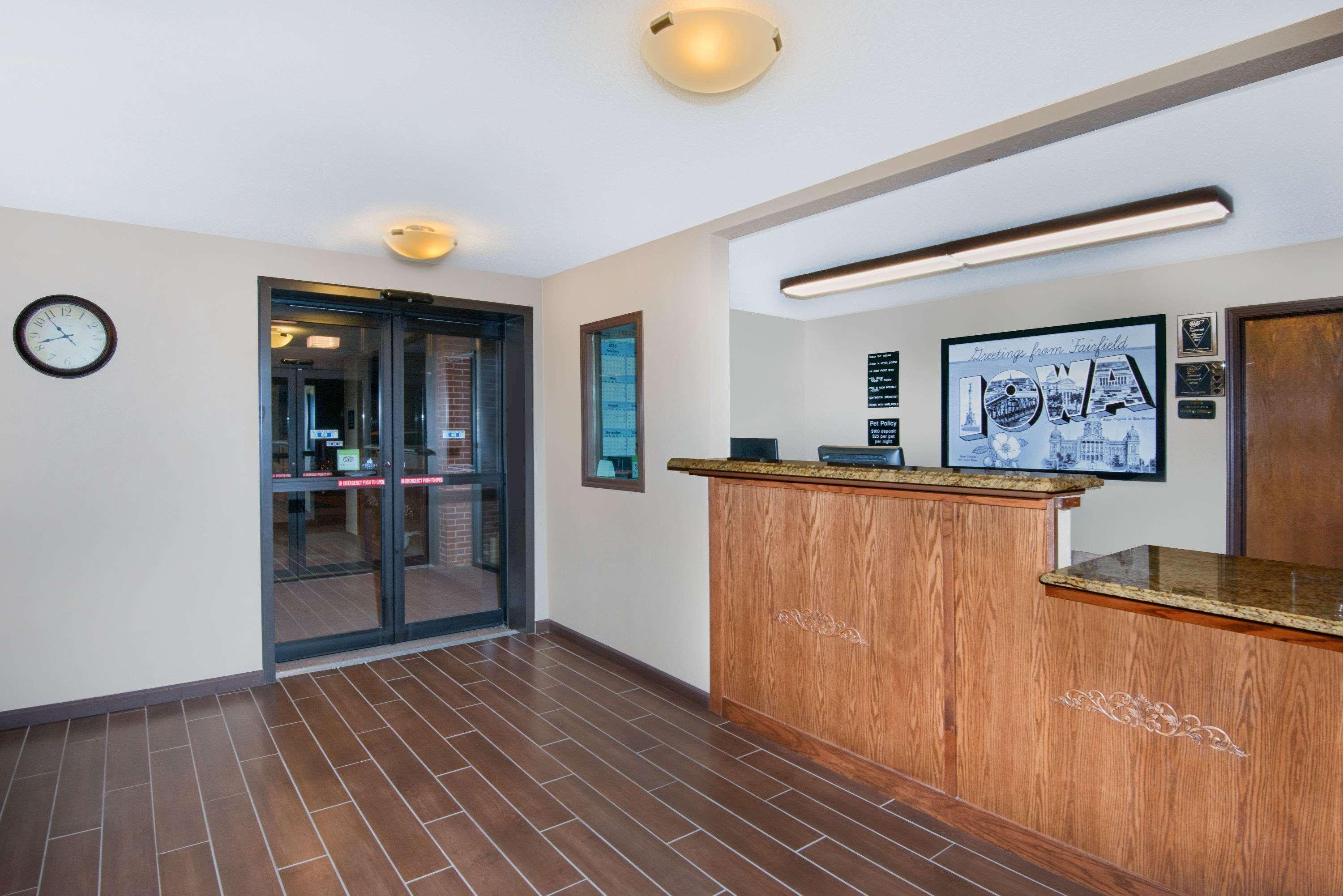Hotel Super 8 By Wyndham Fairfield Extérieur photo